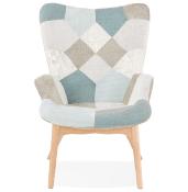 	Fauteuil à oreilles scandinave design 'ELEGAN' en tissu patchwork bleu et gris pieds en bois naturel