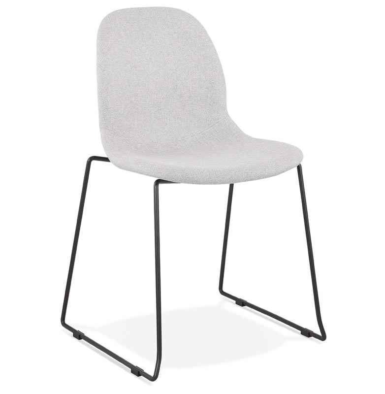 Chaise design empilable 'Teknik Black' en tissu gris clair pieds tréteaux en métal noir