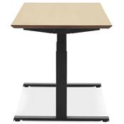 Bureau design assis-debout électrique 'TECH' en bois naturel pieds en métal noir - 180 x 90 cm