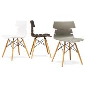 Chaise scandinave design 'Sjöbo' blanche avec 4 pieds en bois naturel et métal noir