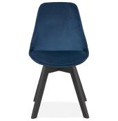 Chaise design 'Black Milano' en velours bleu avec 4 pieds en bois noir