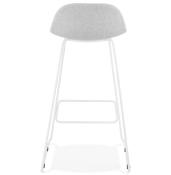 Tabouret de bar design 'Steel' tissu gris clair pieds tréteaux repose pieds métal blanc dossier bas