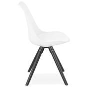 Chaise scandinave design 'Sueden Black Edition' blanche avec 4 pieds en bois noir