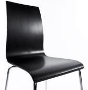 Chaise design 'Léa' en bois noir avec 4 pieds chromé
