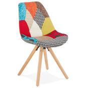 Chaise scandinave design 'Gornstad' en tissu patchwork avec 4 pieds en bois naturel