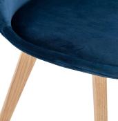 Chaise design 'Milano' en velours bleue avec 4 pieds en bois naturel