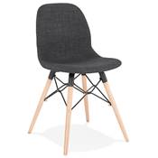 Chaise scandinave design 'Norsk Wood' en tissu gris avec 4 pieds bois naturel et métal noir