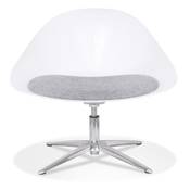 Chaise lounge design de style moderne 'MOON' blanche avec assise en tissu gris pieds en métal