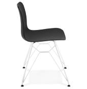 Chaise design 'Sländak White' noire avec 4 pieds en métal blanc