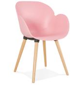 Chaise design scandinave à accoudoirs 'Lotusträ' rose avec 4 pieds en bois naturel