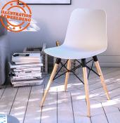 Chaise scandinave design 'Sländak Woody' blanche avec 4 pieds en bois naturel et métal noir