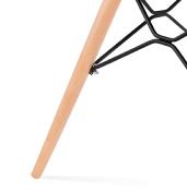 Chaise scandinave design 'Sländak Woody' bleue avec 4 pieds en bois naturel et métal noir