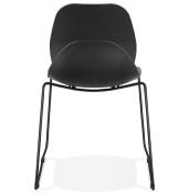 Chaise design empilable 'Teknik Black' noire pieds tréteaux en métal noir