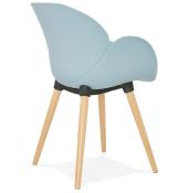 Chaise design scandinave à accoudoirs 'Lotusträ' bleue avec 4 pieds en bois naturel