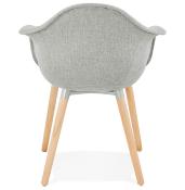 Chaise design scandinave à accoudoirs 'Kolor' en tissu gris avec 4 pieds en bois naturel