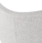 Fauteuil à oreilles capitonné design scandinave 'ELEGAN' en tissu gris pieds en bois naturel