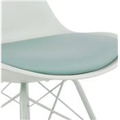 Chaise design style industriel 'GORD' assise verte claire avec 4 pieds en métal vert clair