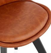Chaise design 'Blackstad' marron avec 4 pieds en bois noir