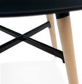 Chaise design à accoudoirs 'CONCEPT WOOD' noire avec 4 pieds en bois naturel