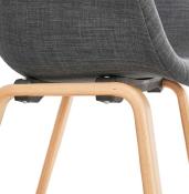 Chaise design scandinave à accoudoirs 'Read' en tissu gris anthracite avec 4 pieds en bois naturel