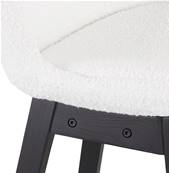 Tabouret de bar design scandinave 'Chairman Black Edition' en tissu bouclé blanc avec 4 pieds en bois noir et dossier haut