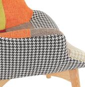 Fauteuil à oreilles scandinave design 'ELEGAN' en tissu patchwork multicolore pieds en bois naturel