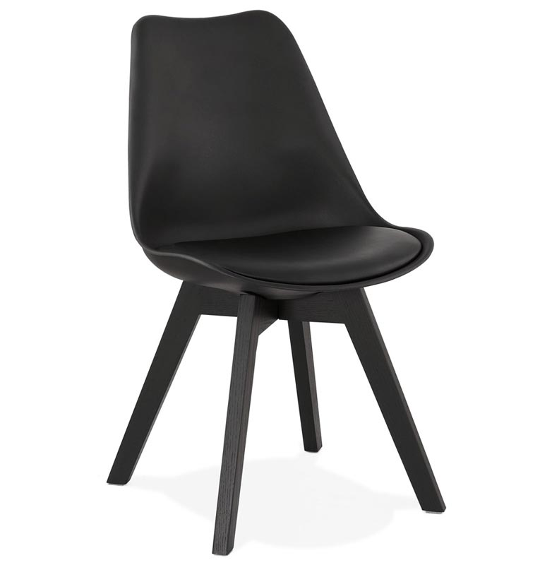 Chaise design 'Blackstad' noire avec 4 pieds en bois noir