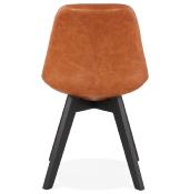 Chaise design 'Blackstad' marron avec 4 pieds en bois noir