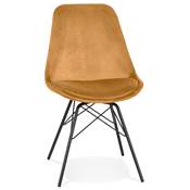 Chaise style industriel 'GORD' en velours moutarde et 4 pieds avec croisillons en métal noir