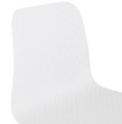 Chaise design empilable 'Style White' blanche pieds tréteaux en métal blanc