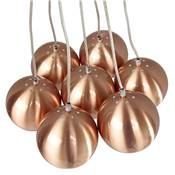 Suspension design 'GRELOT' avec 7 abats-jour boule en métal cuivré