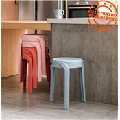 Tabouret bas design de style moderne empilable 'FIORI' en resine bleue claire