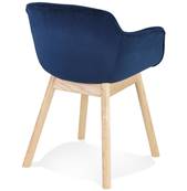 Chaise design à accoudoirs 'MAJESTY' en velours bleu et 4 pieds en bois naturel
