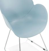 Chaise design à accoudoirs 'Lotusjärn' bleue pieds tréteaux en métal chromé