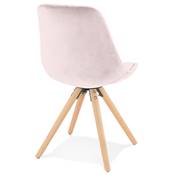 Chaise scandinave style vintage 'FIRENZA' en velours rose et pieds en bois naturel