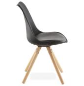 Chaise scandinave design 'Sueden' noire avec 4 pieds en bois naturel