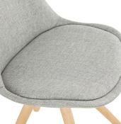 Chaise scandinave design 'Sueden' en tissu gris avec 4 pieds en bois naturel