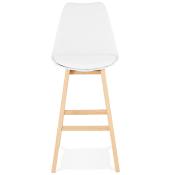 Tabouret de bar design scandinave 'Chairman' blanc avec 4 pieds en bois naturel et dossier haut