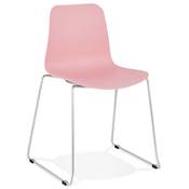 Chaise design empilable 'Style' rose avec pieds tréteaux en métal chromé