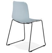 Chaise design empilable 'Style Black' bleue pieds tréteaux en métal noir