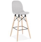 Tabouret de bar scandinave 'Verkwood' tissu gris clair 4 pieds bois repose pieds métal noir dossier haut