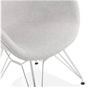 Chaise style industriel design à accoudoirs 'LOTUS' en tissu gris clair avec 4 pieds en métal chromé