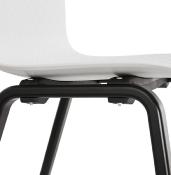 Chaise design 'Parkwood Black Edition' blanche avec 4 pieds en bois noir