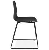 Chaise design empilable 'Style Black' noire pieds tréteaux en métal noir