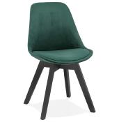 Chaise design 'Black Milano' en velours vert avec 4 pieds en bois noir