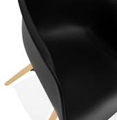 Chaise design à accoudoirs 'CONCEPT WOOD' noire avec 4 pieds en bois naturel