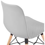 Chaise scandinave design 'Sländak Woody' grise avec 4 pieds en bois naturel et métal noir
