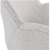 Chaise design scandinave à accoudoirs 'LOTUSTRÄ' en tissu gris claire avec 4 pieds en bois naturel
