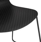 Chaise design empilable 'Style Black' noire pieds tréteaux en métal noir