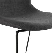 Chaise design empilable 'Teknik Black' en tissu gris foncé pieds tréteaux en métal noir